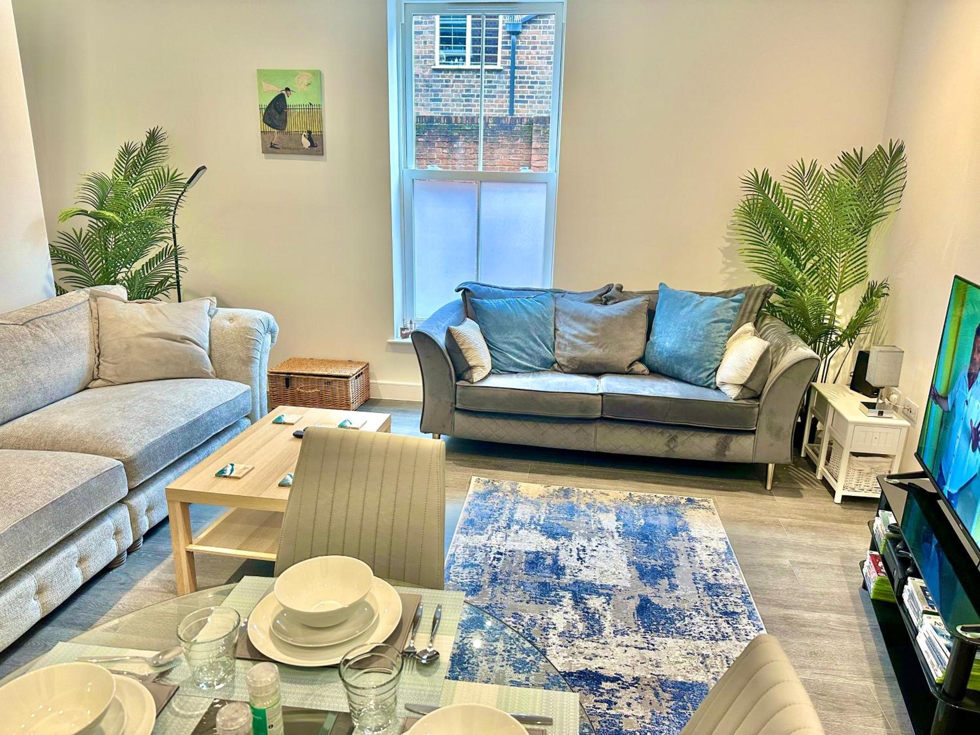 Contemporary Charm By The Quay With Garden Apartment Poole Exterior photo
